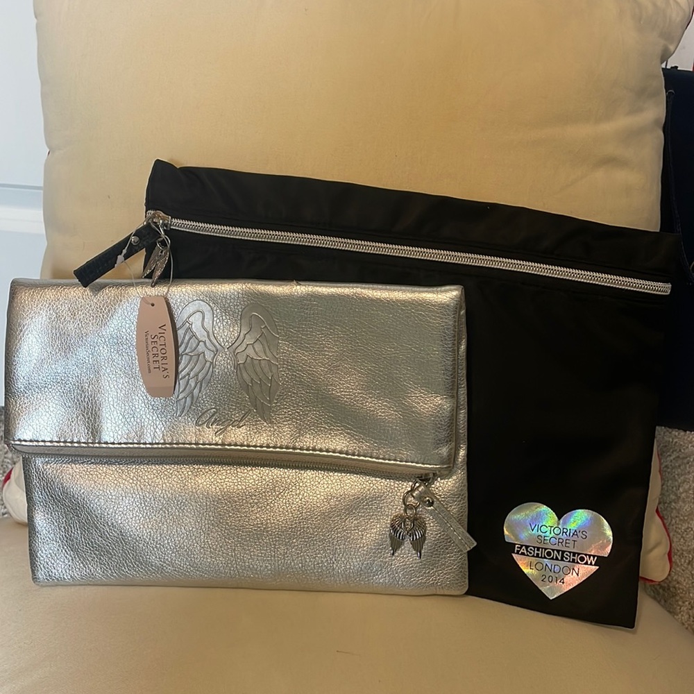 NWT Victorias Secret Fashion Show rare London 2014 makeup bag bundle of two